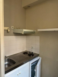 
                                                                                        Location
                                                                                         À louer studio