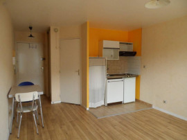 
                                                                                        Location
                                                                                         A louer Studio Lyon 3em
