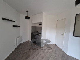 
                                                                                        Location
                                                                                         a louer studio - metz plantieres