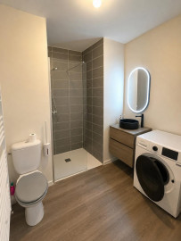
                                                                                        Location
                                                                                         À louer – Superbe T2 meublé de 40 m² avec loggia