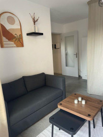 
                                                                                        Location
                                                                                         À louer – T1 meublé 25,8 m² refait à neuf