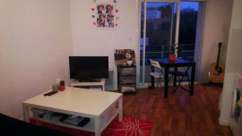 
                                                                                        Location
                                                                                         A louer T2 Jonelière