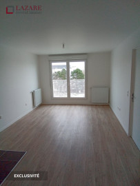 
                                                                                        Location
                                                                                         A LOUER T2 récent avec parking