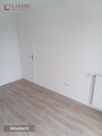 
                                                                                        Location
                                                                                         A LOUER T2 récent avec parking