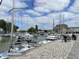 
                                                                                        Location
                                                                                         A LOUER T2 refait à neuf avec parking