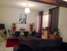 
                                                                                        Location
                                                                                         A louer t3