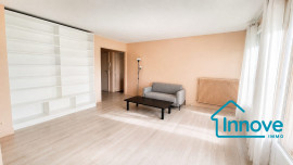 
                                                                                        Location
                                                                                         À louer - T3 meublé de 85m² - Avec parking