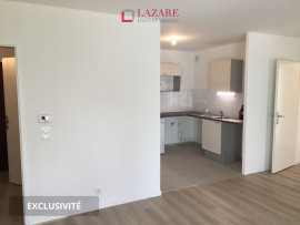 
                                                                                        Location
                                                                                         A LOUER T3 récent avec parking