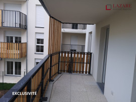 
                                                                                        Location
                                                                                         A LOUER T3 récent avec parking et cave