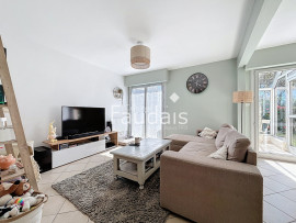
                                                                                        Vente
                                                                                         A SAINT-LÔ, Maison de 98 m2 rénové avec soin proche des comm