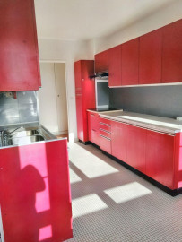 
                                                                                        Location
                                                                                         A saisir !