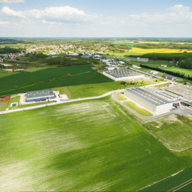 
                                                                                        Vente
                                                                                         À vendre – 16,7 hectares de Terrains Industriels divisibles à proximité de Vierzon – Indre (36)