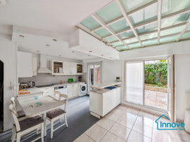 Vente
À vendre à Champs-Sur-Marne – Duplex 5 pièces lumineux av