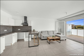 
                                                                                        Vente
                                                                                         À vendre – Antibes – 2 pièces lumineux avec terrasse, garage, au calme absolu – Idéal investisseur ou premier achat