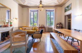 
                                                                                        Vente
                                                                                         À VENDRE - APPARTEMENT 6P 167M² - NICE CARABACEL