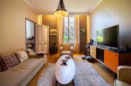 
                                                                                        Vente
                                                                                         À VENDRE - APPARTEMENT 6P 167M² - NICE CARABACEL