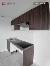 Vente
A VENDRE APPT T3 LUMINEUX AVEC 2 PARKINGS