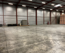 
                                                                                        Vente
                                                                                         À vendre- Bâtiment industriel de 3490 m² à Domats- Yonne (89)
