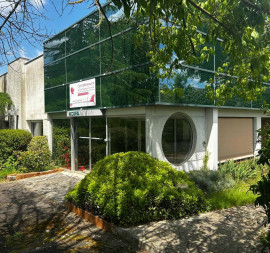 
                                                                                        Vente
                                                                                         À vendre – Bâtiment industriel de 6 500 m² à Lafrançaise –  Tarn-et-Garonne (82)