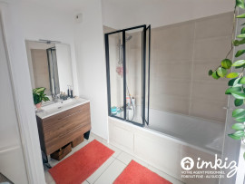 
                                                                                        Vente
                                                                                         À vendre – Bel appartement 3 pièces, récent balcon