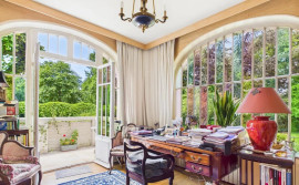 
                                                                                        Vente
                                                                                         À VENDRE - BIEN D’EXCEPTION FACE AU BOIS DE VINCENNES COMME UNE MAISON - JARDIN PRIVATIF. TERRASSES.