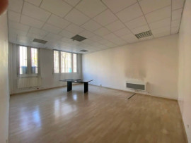 
                                                                                        Vente
                                                                                         À vendre – Bureaux de 204 m² au Havre – Seine-Maritime (76)