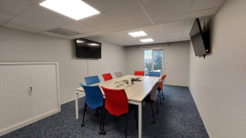 
                                                                                        Vente
                                                                                         À vendre – Bureaux de 4 560 m² à Castres – Tarn (81)