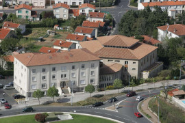 
                                                                                        Vente
                                                                                         À vendre – Bureaux de 4 560 m² à Castres – Tarn (81)