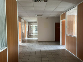 
                                                                                        Vente
                                                                                         À vendre – Bureaux de 650 m² à Pamiers – Ariège (09)