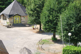 
                                                                                        Vente
                                                                                         À Vendre – Camping 3 étoiles de 150 emplacements à Monceaux-sur-Dordogne – Corrèze (19)