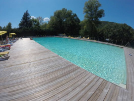 
                                                                                        Vente
                                                                                         À Vendre – Camping 3 étoiles de 150 emplacements à Monceaux-sur-Dordogne – Corrèze (19)