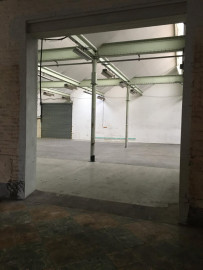 
                                                                                        Vente
                                                                                         À vendre – entrepôt non divisible de 1 010 m² à Roubaix
