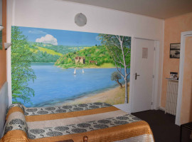 
                                                                                        Vente
                                                                                         À vendre - Hôtel-restaurant 2 étoiles de 20 chambres à Bort-les-Orgues - Corrèze (19)