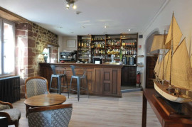 
                                                                                        Vente
                                                                                         À vendre - Hôtel-restaurant de 10 chambres à Collonges la Rouge - Corrèze (19)