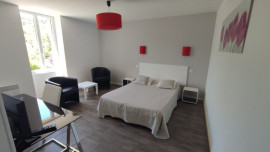 
                                                                                        Vente
                                                                                         À vendre – Hôtel-Restaurant de 6 chambres et 70 couverts à Ceilhes-et-Rocozels – Hérault (34)