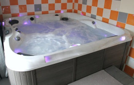 
                                                                                        Vente
                                                                                         À Vendre – Hôtel-Restaurant de 9 chambres et 70 couverts à Apremont – Ardennes (08)