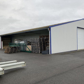 
                                                                                        Vente
                                                                                         À vendre - Local d'activité de 416 m² à Châtillon-sur-Loire (45)