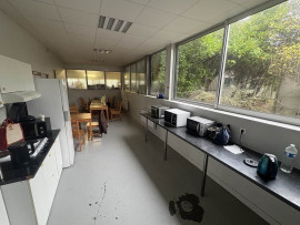 
                                                                                        Vente
                                                                                         À vendre – Local d'activités de 1 250 m² à Argenteuil – Val-d'Oise (95)