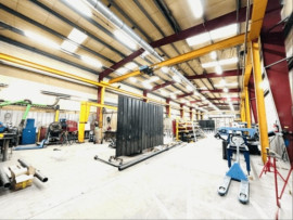 
                                                                                        Vente
                                                                                         À vendre – Local d'activités de 1 969 m² à Gonfreville-l'Orcher – Seine-Maritime (76)