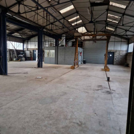 
                                                                                        Vente
                                                                                         À vendre – Local d'activités de 570 m² à Évreux – Eure (27)