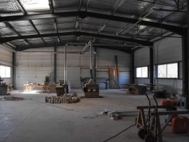 
                                                                                        Vente
                                                                                         À Vendre - Local d'Activités de 600 m² à Cambes, Lot (46)