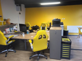 
                                                                                        Vente
                                                                                         À vendre – Local d'activités de 750 m² dans la zone Marcel Doret à Calais – Pas-de-Calais (62)