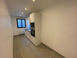 
                                                                                        Vente
                                                                                         À vendre – Local industriel de 2 485,68 m² à Argenteuil – Val d'Oise (95)