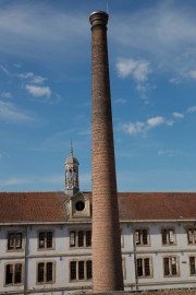 
                                                                                        Vente
                                                                                         À vendre ou à louer – 48 000 m² de bureaux divisibles dans un espace entièrement rénové à Tonneins –