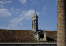 
                                                                                        Vente
                                                                                         À vendre ou à louer – 48 000 m² de bureaux divisibles dans un espace entièrement rénové à Tonneins –