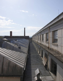 
                                                                                        Vente
                                                                                         À vendre ou à louer – 48 000 m² de bureaux divisibles dans un espace entièrement rénové à Tonneins –