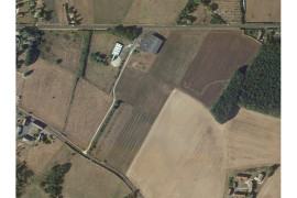 
                                                                                        Vente
                                                                                         À vendre – Terrain industriel de 10 000 à 18 000 m² à St Georges sur la Prée- Cher (18)