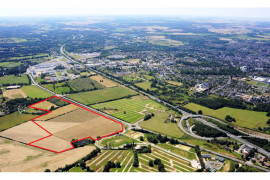 
                                                                        Vente
                                                                         À vendre – terrain non divisible de 20 ha à Vierzon, proche de Bourges (18)