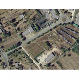 
                                                                                        Vente
                                                                                         À vendre - terrains divisibles de 7 000 m² à Drevant, proche de Bourges (18)
