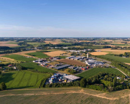 
                                                                                        Vente
                                                                                         À vendre - Terrains Industriels à partir de 1 500 m² dans Parc d'activités Le Mesnil - Seine-Maritim